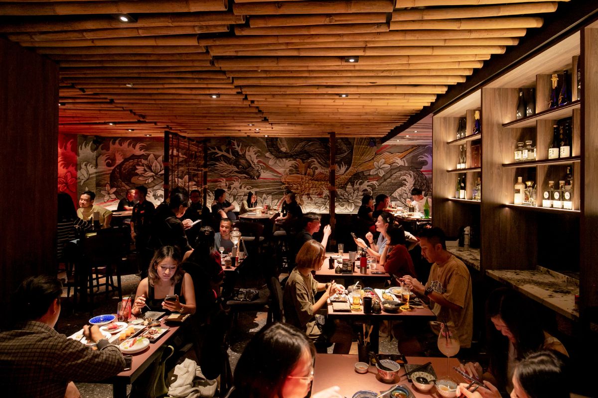 Atmosphere at Yaki Soul 19